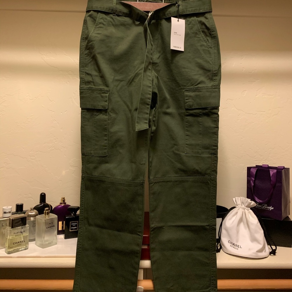 Green Cargo Pants L Forever 21